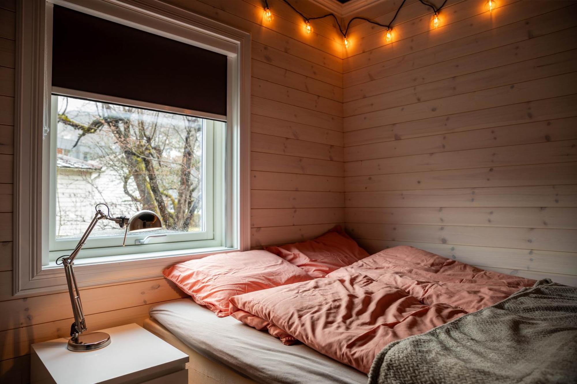 Huset Pa Plassen ซงดาล ภายนอก รูปภาพ
